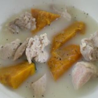 鶏肉と南瓜の豆乳スープ